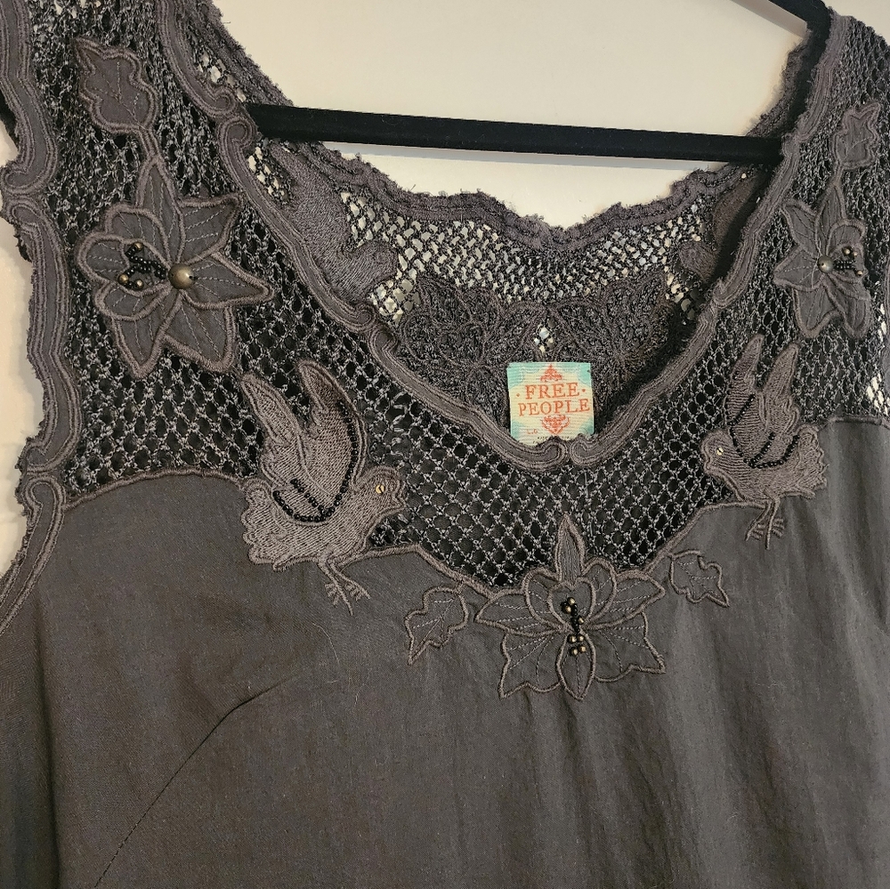 Free People Gray Embroidered Mini Dress Size Large NWT - Picture 2 of 9